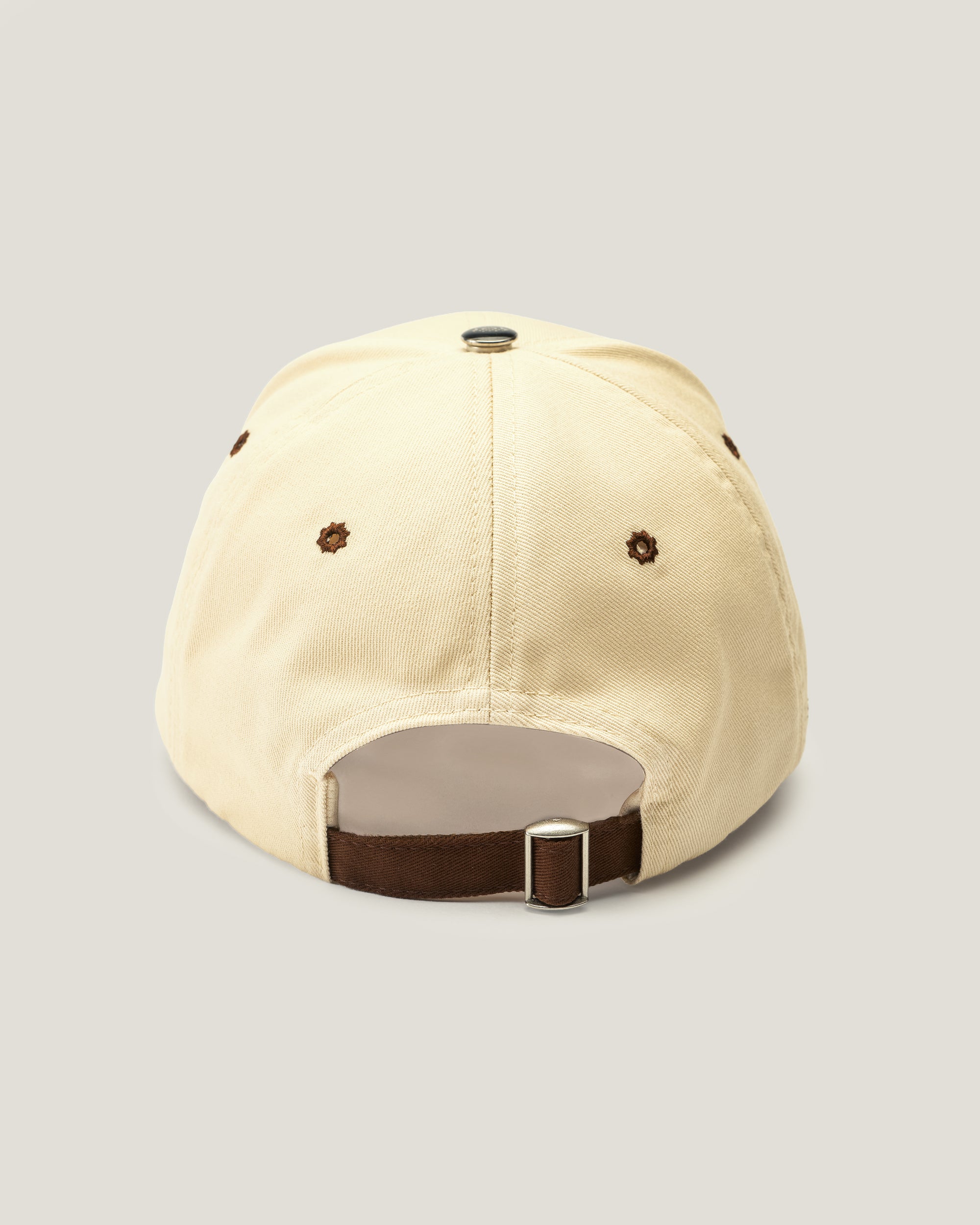 (IVORY/BROWN) WOVEN COTTON CREW STRAPBACK CAP