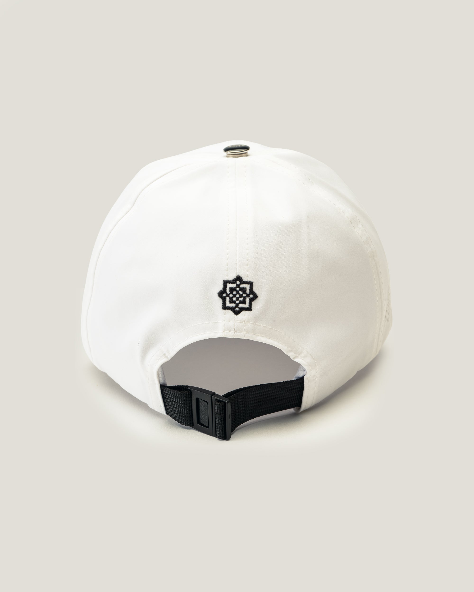(WHITE) VENTED ARGYLE ATHLETIC CAP
