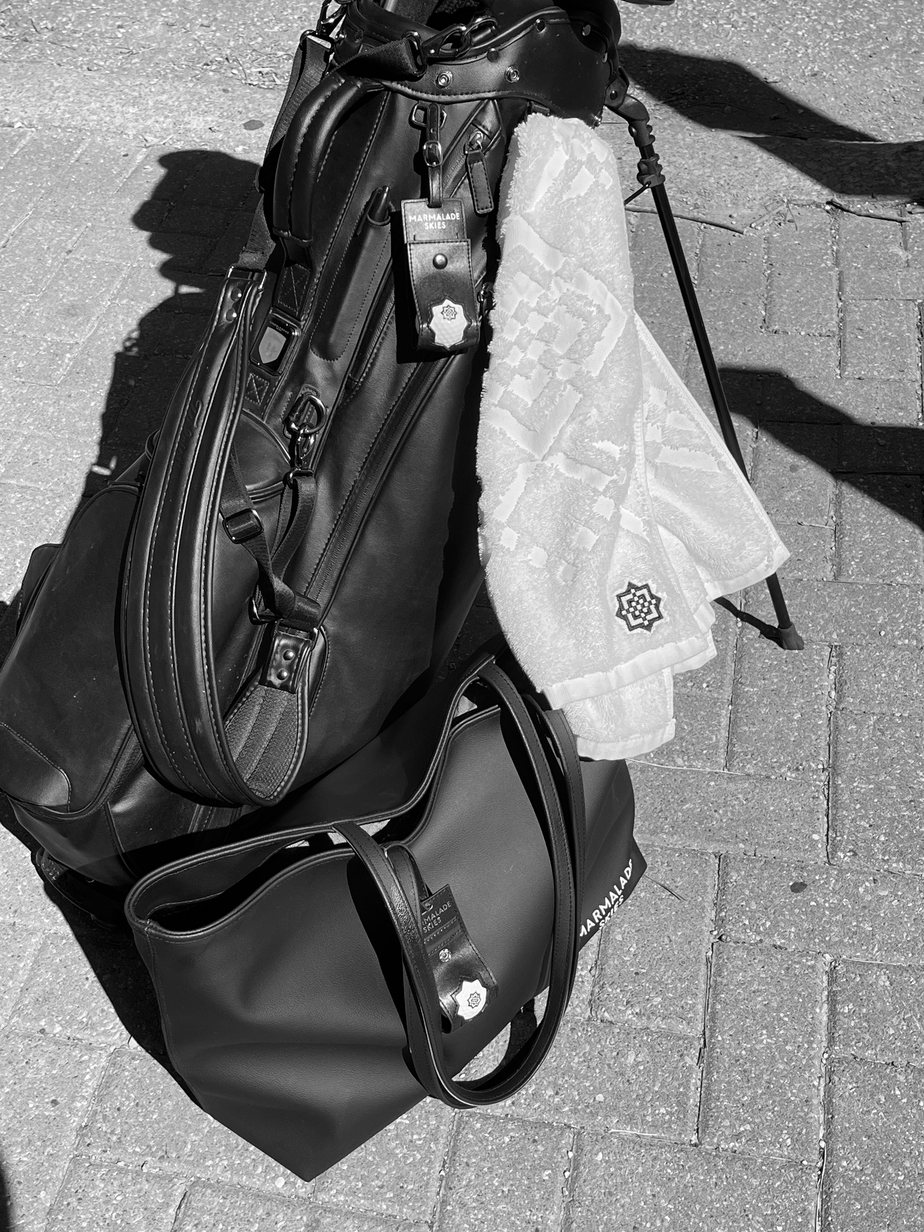(BLACK) GOLF BALL MEMBERS BAG-TAG